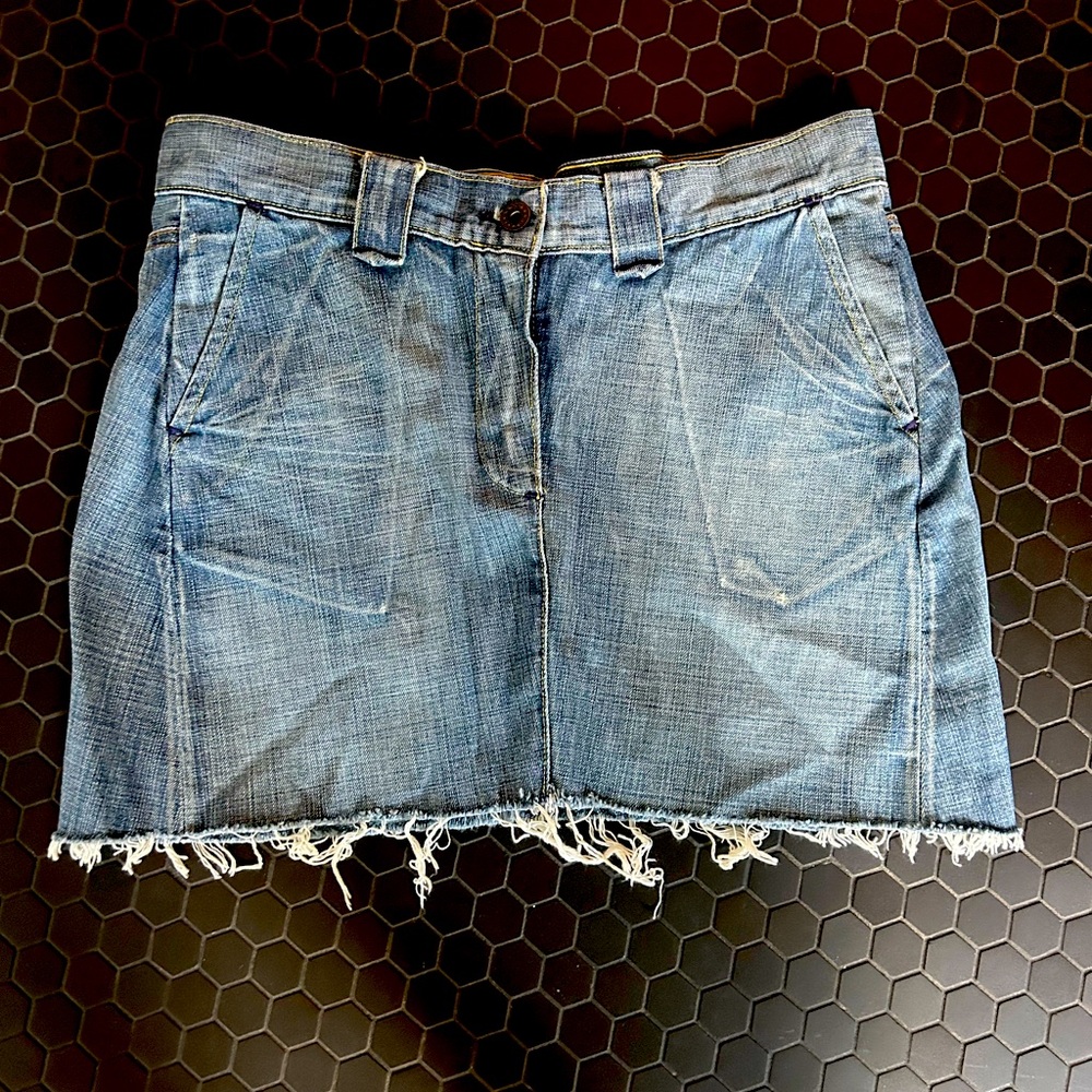 Rogan cut off Jean skirt